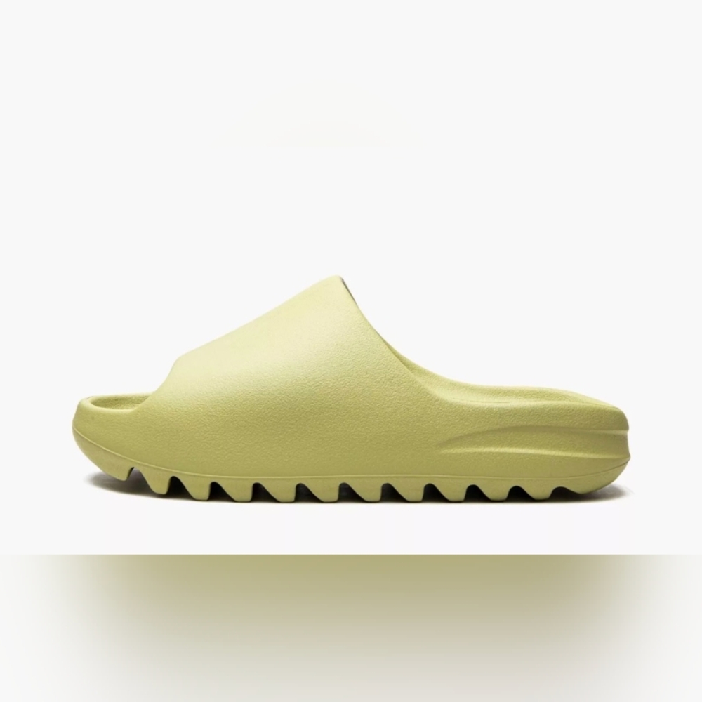 Adidas Yeezy Slide Resin | Size 6 | Brand New (No Box)